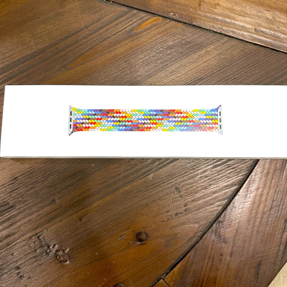 Apple Watch Braided Band - Pride Edition - 44MM SZ8